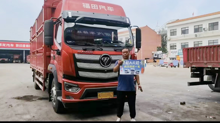 從重卡到中卡，20多年“老司機”為何會選擇福田歐航？2.png