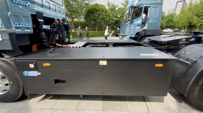 測(cè)評(píng)宇通T400 4×2港口牽引車5.png