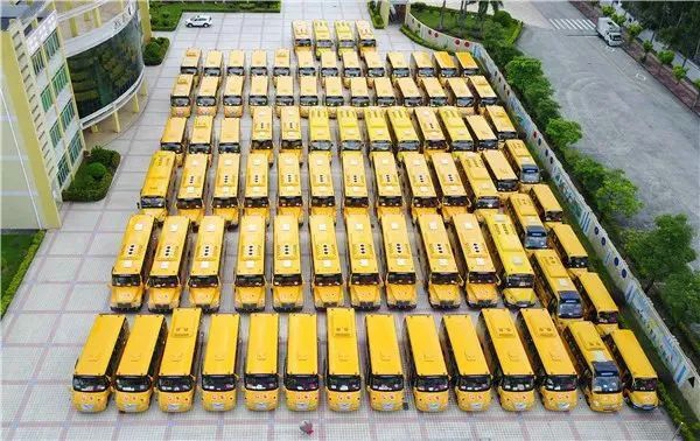 校車8.jpg
