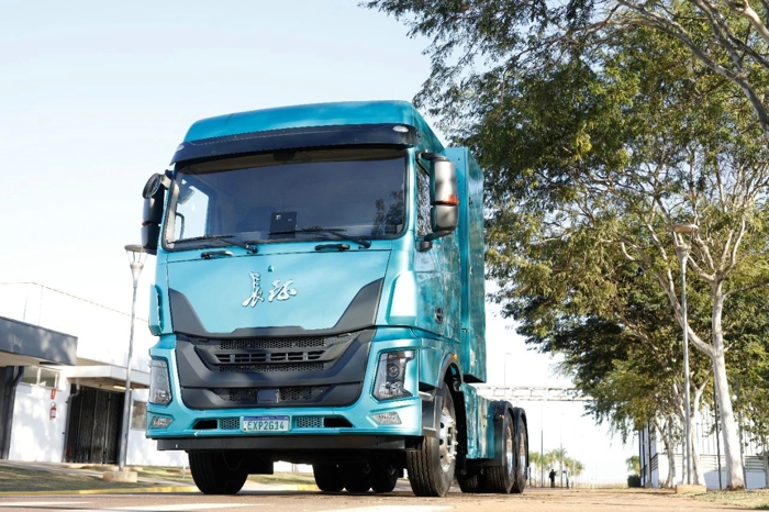 巴西迎來首輛氫能重卡.jpg