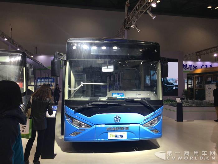 銀隆8.5、10.5米氫鈦動力公交車