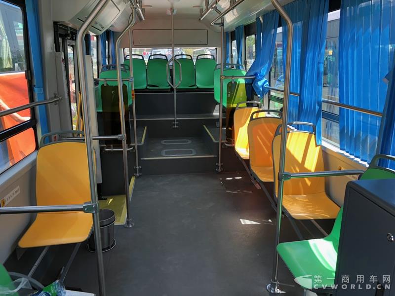 比亞迪K7及內飾