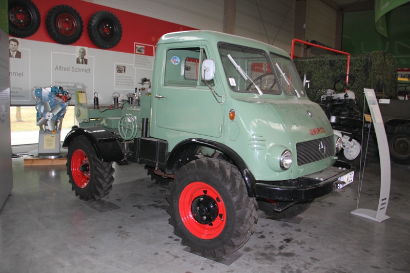 烏尼莫克博物館展車