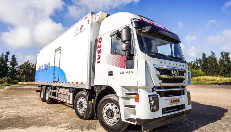 紅巖杰獅C500 8X4廂式冷藏車