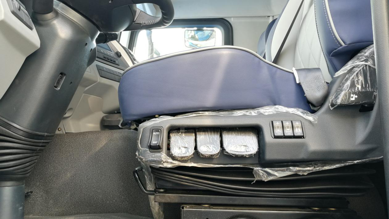 福田智藍換電重卡